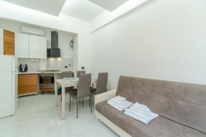 Ligurian Vacation! Rapallo Functional Flat